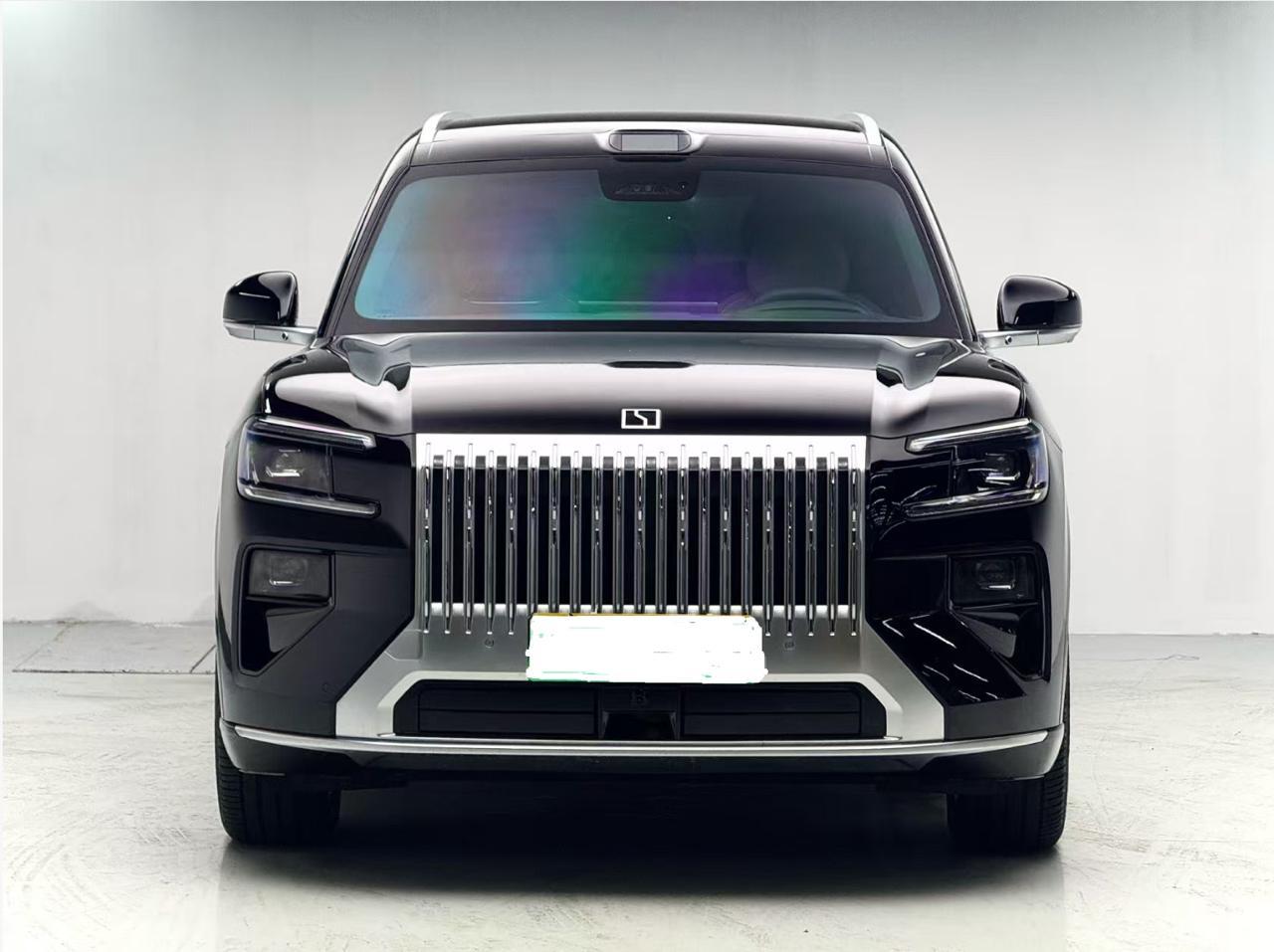 ZEEKR 8X ULTRA MAX EDITION (2026) – 898 CP / 320 km EV Range / PHEV
